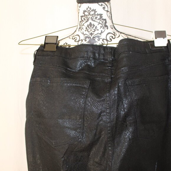 BIG SALE JEANS Seven7 Coated Skinny Faux Leather Black Viper Size 14 30” NWT's - Picture 11 of 16